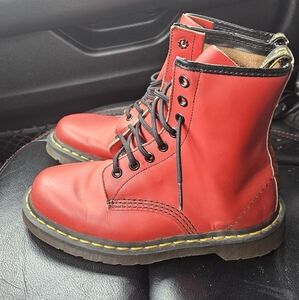 Doc Martens Red Lace-Up Leather Boots Size 5 Women's